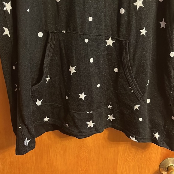 Black T-shirt With Stars and Circles Size 3X - Picture 2 of 5